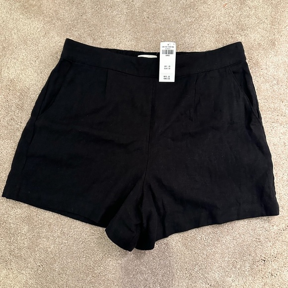Abercrombie & Fitch Pants - Abercrombie & Fitch Black Linen blend shorts size Large